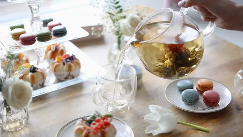 TeaBloom Round All-in-One Glass Teapot round